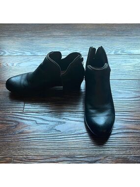 Justfab Ankle Boots Size 5.5 ❤️❤️